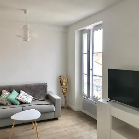 5mn Plages La Bocca Lägenhet *