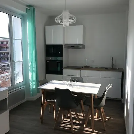 Lägenhet 5mn Plages La Bocca *